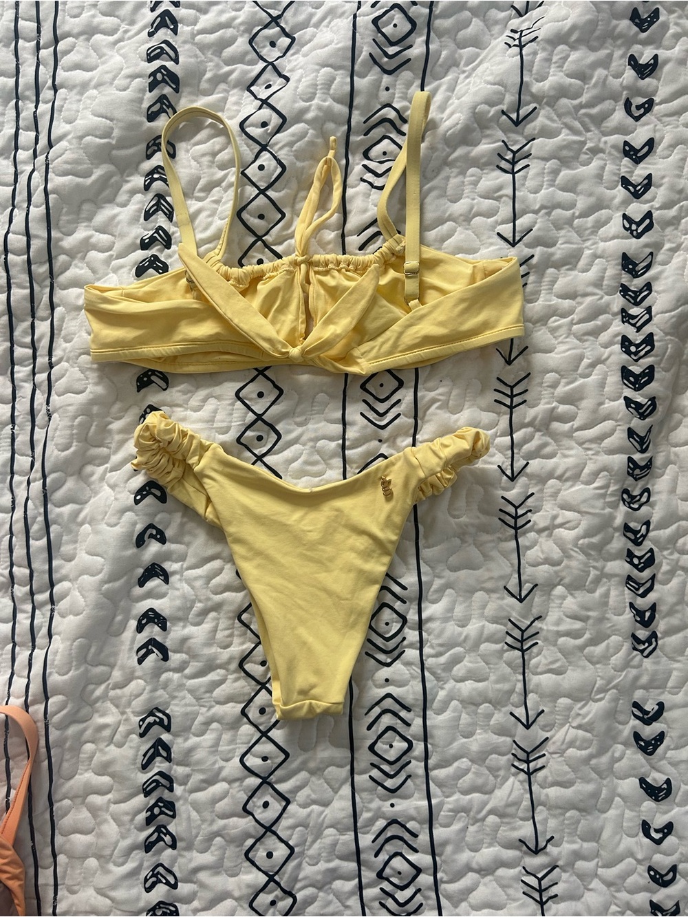 Women’s Yellow Ruffle Bikini Set - Picture 2 of 2